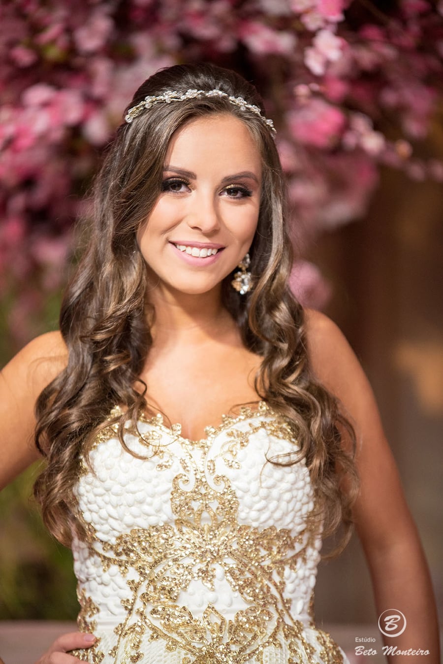 Aniversário de 15 anos - Cobertura fotografica - Cobertura de filmagem - Foto e Filmagem de 15 anos - Debutante - Estúdio Beto Monteiro - Curitiba