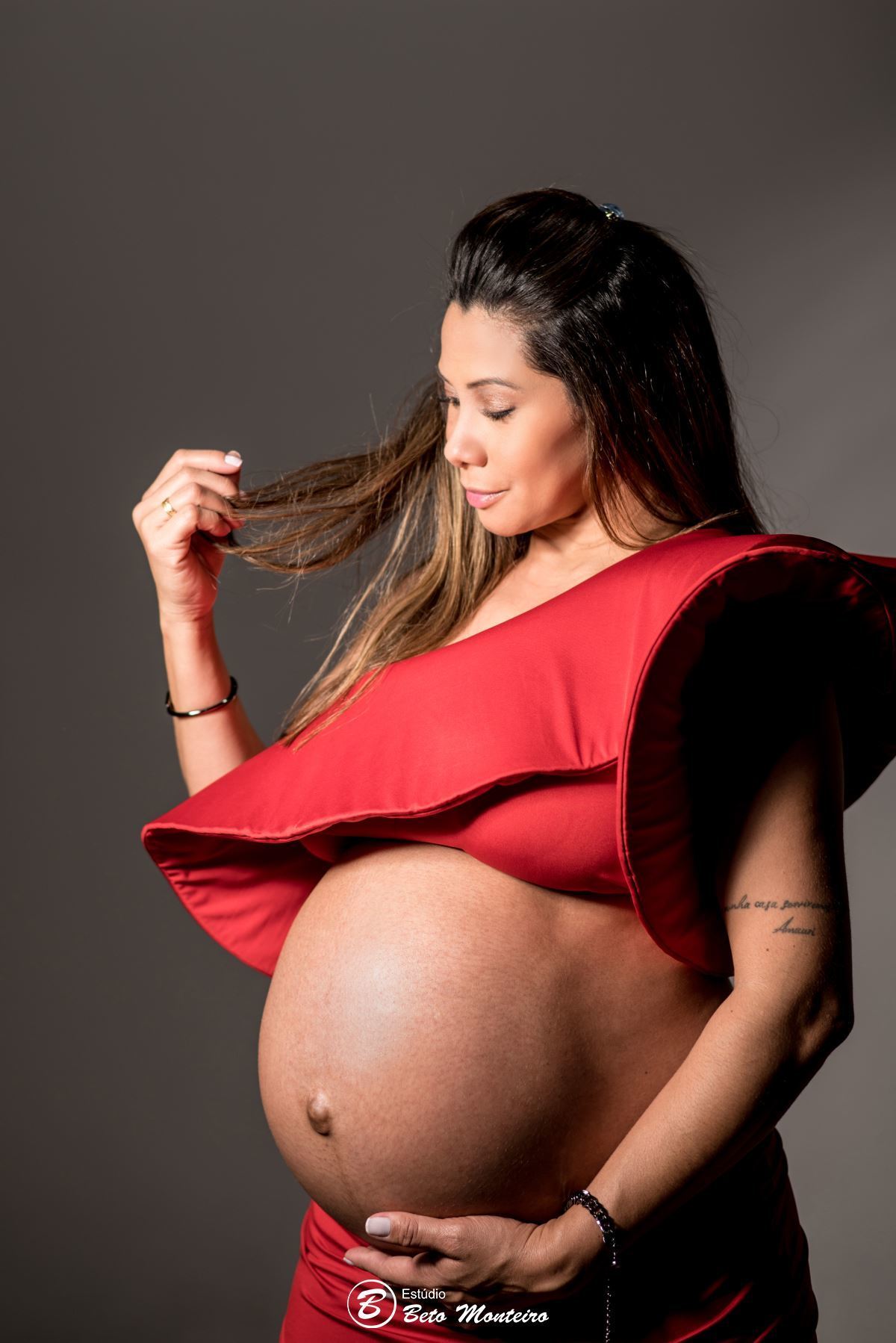 Book Gestante e Família em Curitiba - Book de gestante em estúdio - ensaio de gestante - book em estúdio - sessão fotográfica - Grávida - Gestação - Estúdio Beto Monteiro - Tatiane - Robson - Amauri - Miguel