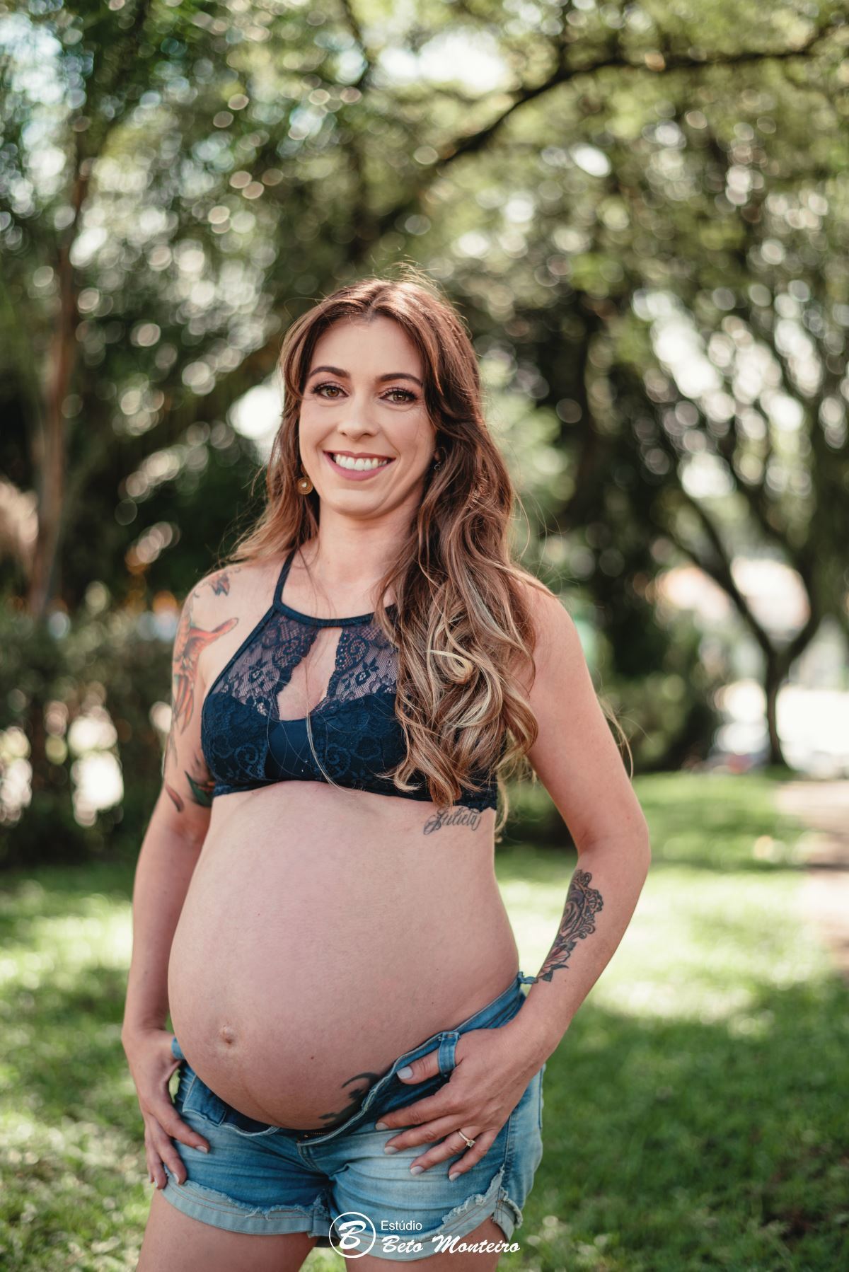 Book Gestante e Família em Curitiba - Book de gestante em estúdio - ensaio de gestante - book em estúdio - book externo - ensaio gestante externo - sessão fotográfica - Grávida - Gestação - Estúdio Beto Monteiro - Pâmela- Renato - Julieta - Lorenzo - Pets