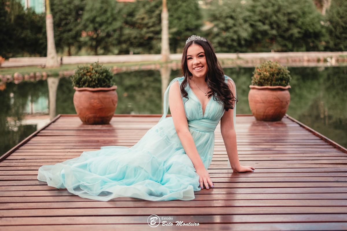 Aniversário de 15 anos - Foto e Filmagem - Debutante - Estúdio Beto Monteiro - Curitiba - fotografo de 15 anos - fotógrafa - sessão de fotos - book de fotos - book de 15 anos - fotografo - chácara happy ranch - vestido - vestido de debutante - Anne Lisa