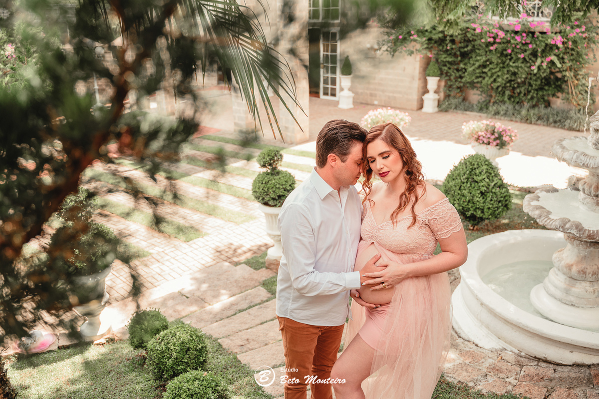Book Gestante e Família em Curitiba - Book gestante Colombo - Book de gestante lifestyle - Fotos ao ar livre - Grávida - Gestação - Book de gestante - Estúdio Beto Monteiro - Castello Reale - Bruna