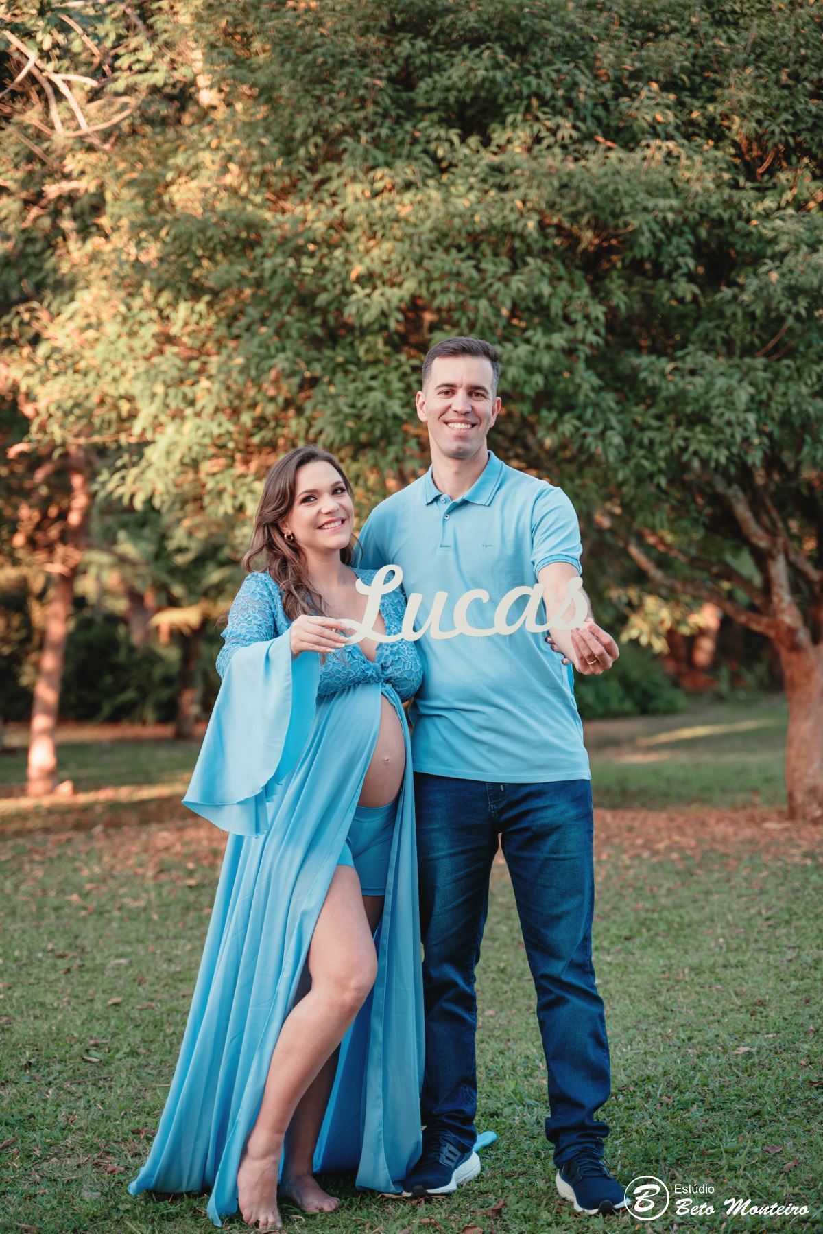 Book Gestante e Família em Curitiba - Book de gestante em estúdio - ensaio de gestante - book em estúdio - sessão fotográfica - Grávida - Gestação - Sessão de gestante - Estúdio Beto Monteiro - Ana Claudia - Eduardo - sessão externa de gestante