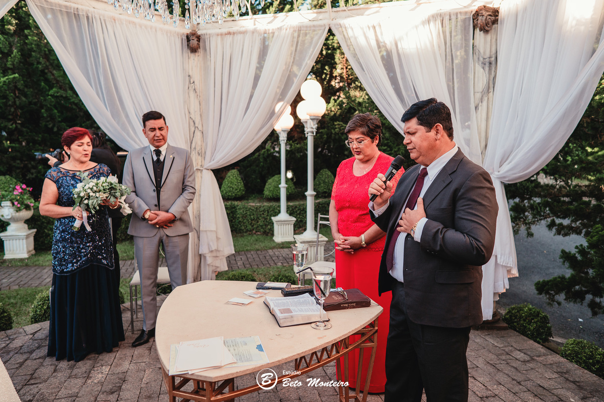fotografo de casamento - videos de casamento - filmagem - casamento - cinegrafista - filmmaker - wedding - produtora - curitiba - estudio beto monteiro - casal - pre wedding - emma e carlos - castello reale - colombo - casamento externo