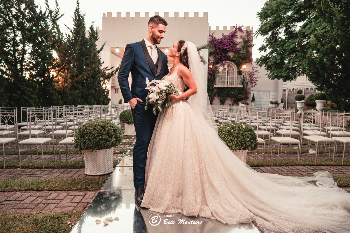 fotografo de casamento - videos de casamento - filmagem - casamento - cinegrafista - filmmaker - wedding - produtora - curitiba - estudio beto monteiro - casal - pre wedding - emma e carlos - castello reale - colombo - casamento externo