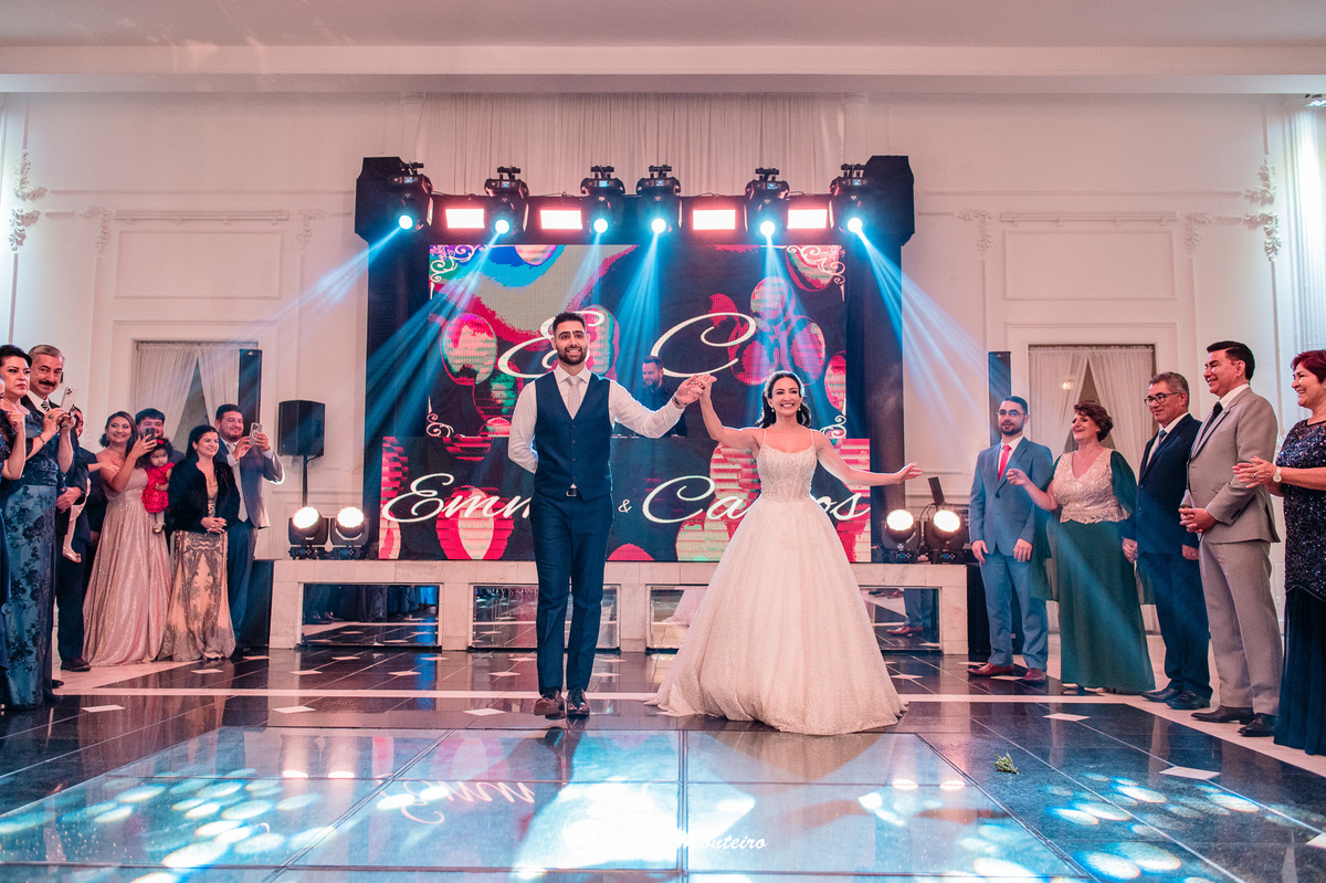 fotografo de casamento - videos de casamento - filmagem - casamento - cinegrafista - filmmaker - wedding - produtora - curitiba - estudio beto monteiro - casal - pre wedding - emma e carlos - castello reale - colombo - casamento externo