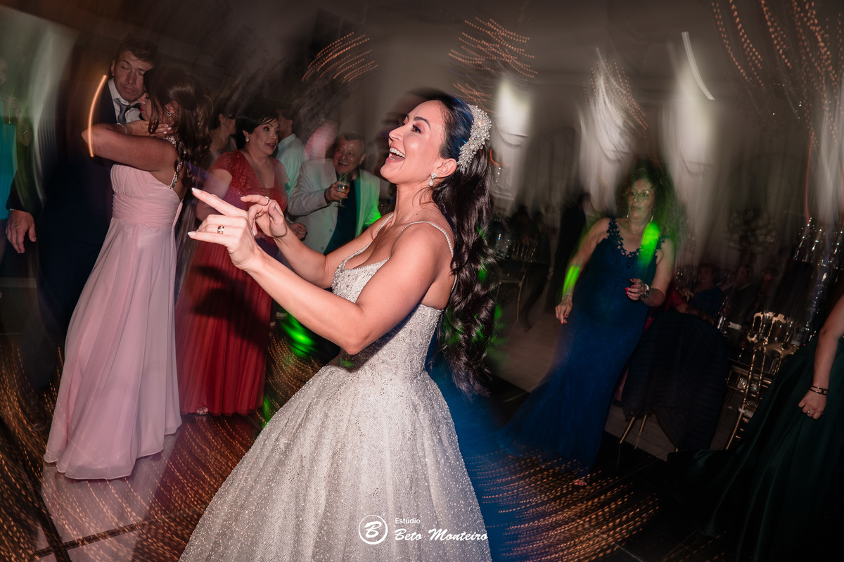 fotografo de casamento - videos de casamento - filmagem - casamento - cinegrafista - filmmaker - wedding - produtora - curitiba - estudio beto monteiro - casal - pre wedding - emma e carlos - castello reale - colombo - casamento externo