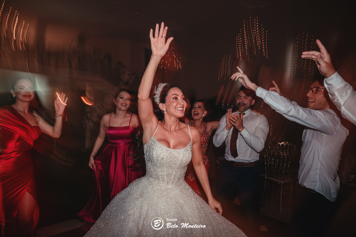 fotografo de casamento - videos de casamento - filmagem - casamento - cinegrafista - filmmaker - wedding - produtora - curitiba - estudio beto monteiro - casal - pre wedding - emma e carlos - castello reale - colombo - casamento externo