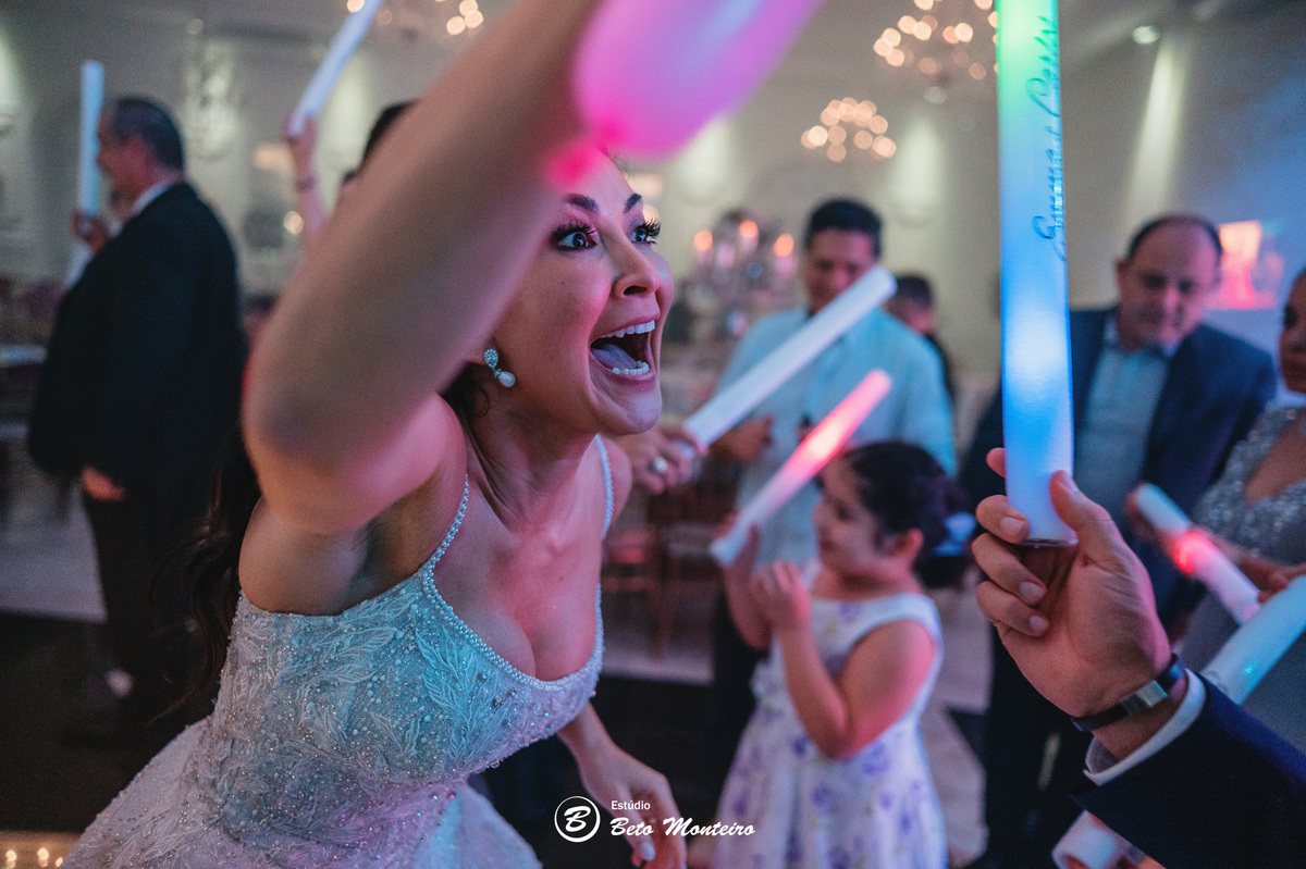 fotografo de casamento - videos de casamento - filmagem - casamento - cinegrafista - filmmaker - wedding - produtora - curitiba - estudio beto monteiro - casal - pre wedding - emma e carlos - castello reale - colombo - casamento externo
