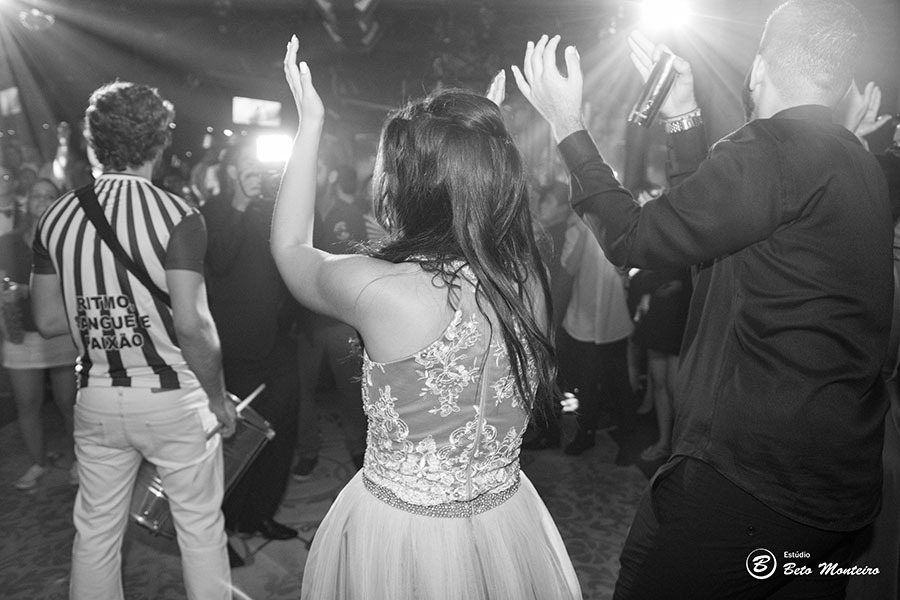 Aniversário de 15 anos da Giullia Camila Bortoto - foto - filmagem - cabine de fotos - curitiba - londrina - estúdio beto monteiro - book - debutante