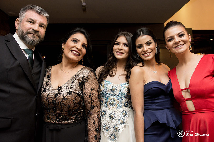 Aniversário de 15 anos da Giullia Camila Bortoto - foto - filmagem - cabine de fotos - curitiba - londrina - estúdio beto monteiro - book - debutante