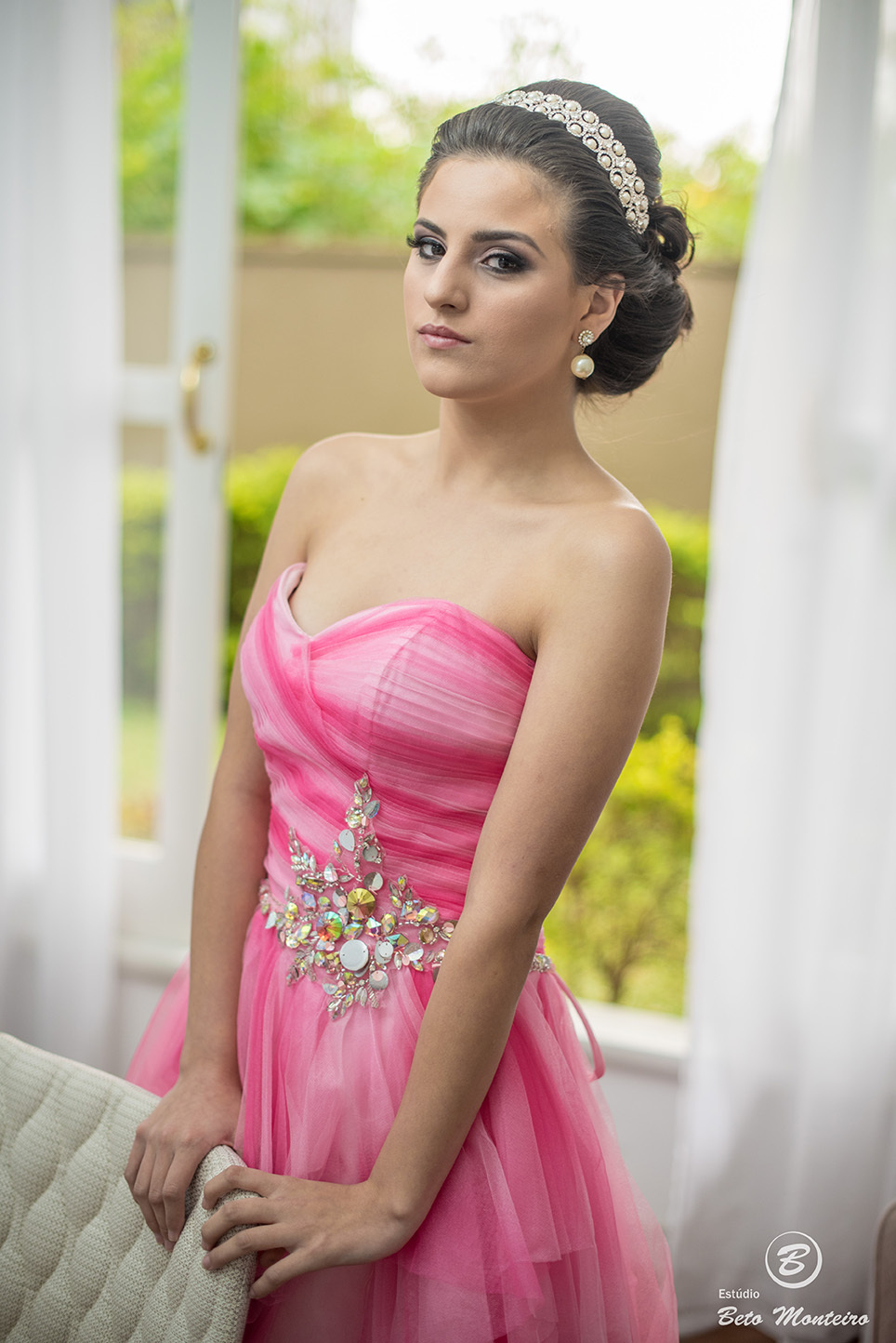 fotografo 15 anos curitiba - cinegrafista 15 anos curitiba - 15 anos curitiba - debutante - aniversario de 15 anos - manuela correa - fotografia - book de fotos - curitiba - estudio beto monteiro - casa donaire - vestido rosa