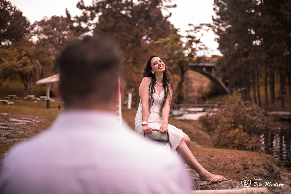 Casamento - Wedding - Pré-Casamento - Cobertura de casamento - foto e filmagem de casamento - Wedding Day - Pré-Wedding - Trash the dress - Estúdio Beto Monteiro - Curitiba - Recanto dos Papagaios - Palmeira - natureza verde - casal de branco