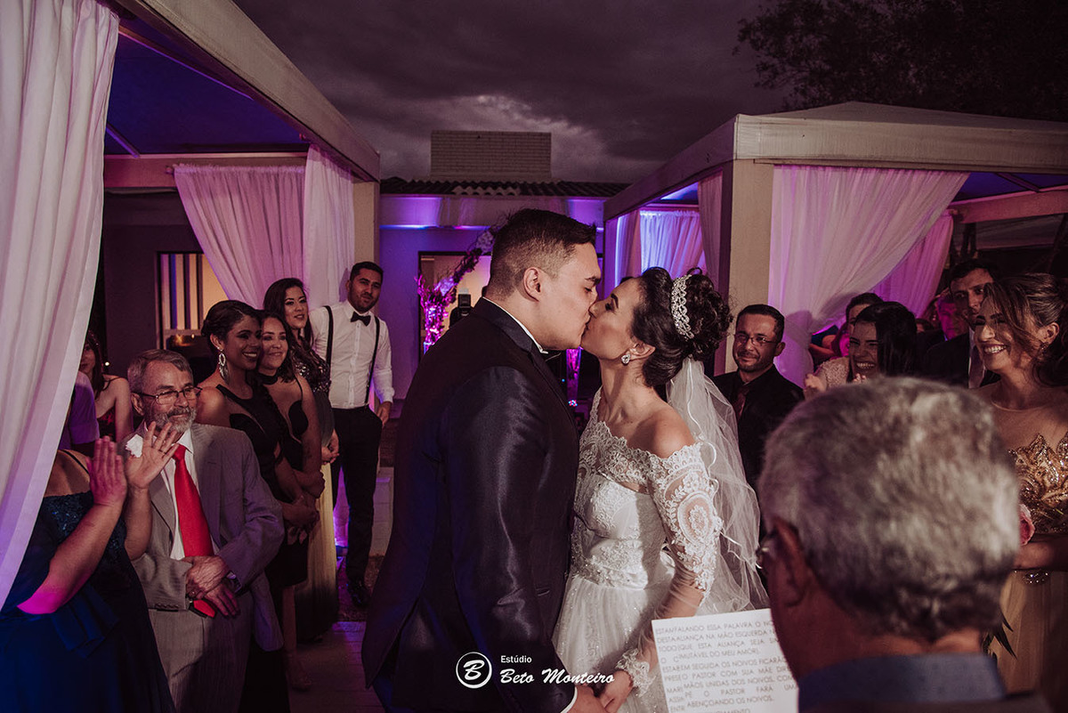 Casamento - Pré-Casamento - Pré-wedding - Trash the dress - Book de casal - Sessão de noivos - Estúdio Beto Monteiro - Curitiba - Deucher Hall - Buffet Deucher - Patricia Stocco e Thomas Maurilio - fotografo de casamento