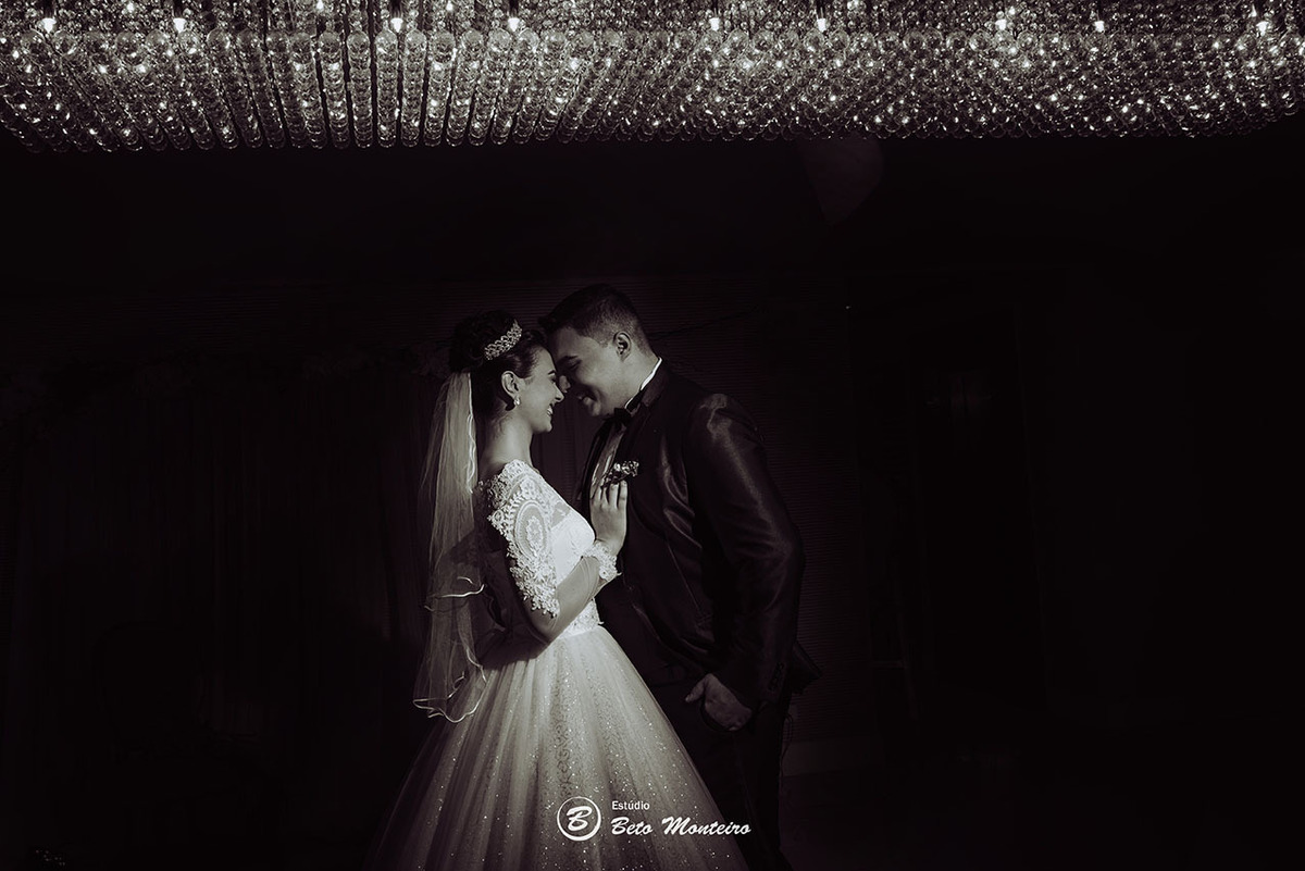 Casamento - Pré-Casamento - Pré-wedding - Trash the dress - Book de casal - Sessão de noivos - Estúdio Beto Monteiro - Curitiba - Deucher Hall - Buffet Deucher - Patricia Stocco e Thomas Maurilio - fotografo de casamento