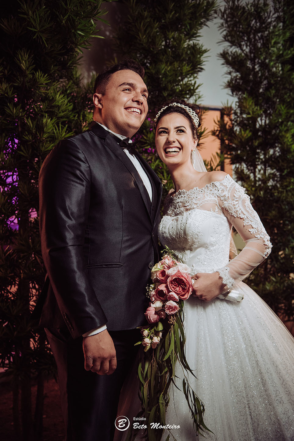 Casamento - Pré-Casamento - Pré-wedding - Trash the dress - Book de casal - Sessão de noivos - Estúdio Beto Monteiro - Curitiba - Deucher Hall - Buffet Deucher - Patricia Stocco e Thomas Maurilio - fotografo de casamento