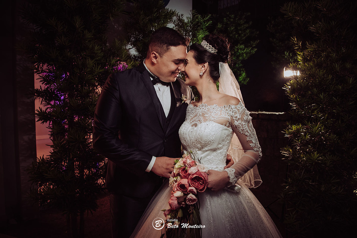 Casamento - Pré-Casamento - Pré-wedding - Trash the dress - Book de casal - Sessão de noivos - Estúdio Beto Monteiro - Curitiba - Deucher Hall - Buffet Deucher - Patricia Stocco e Thomas Maurilio - fotografo de casamento