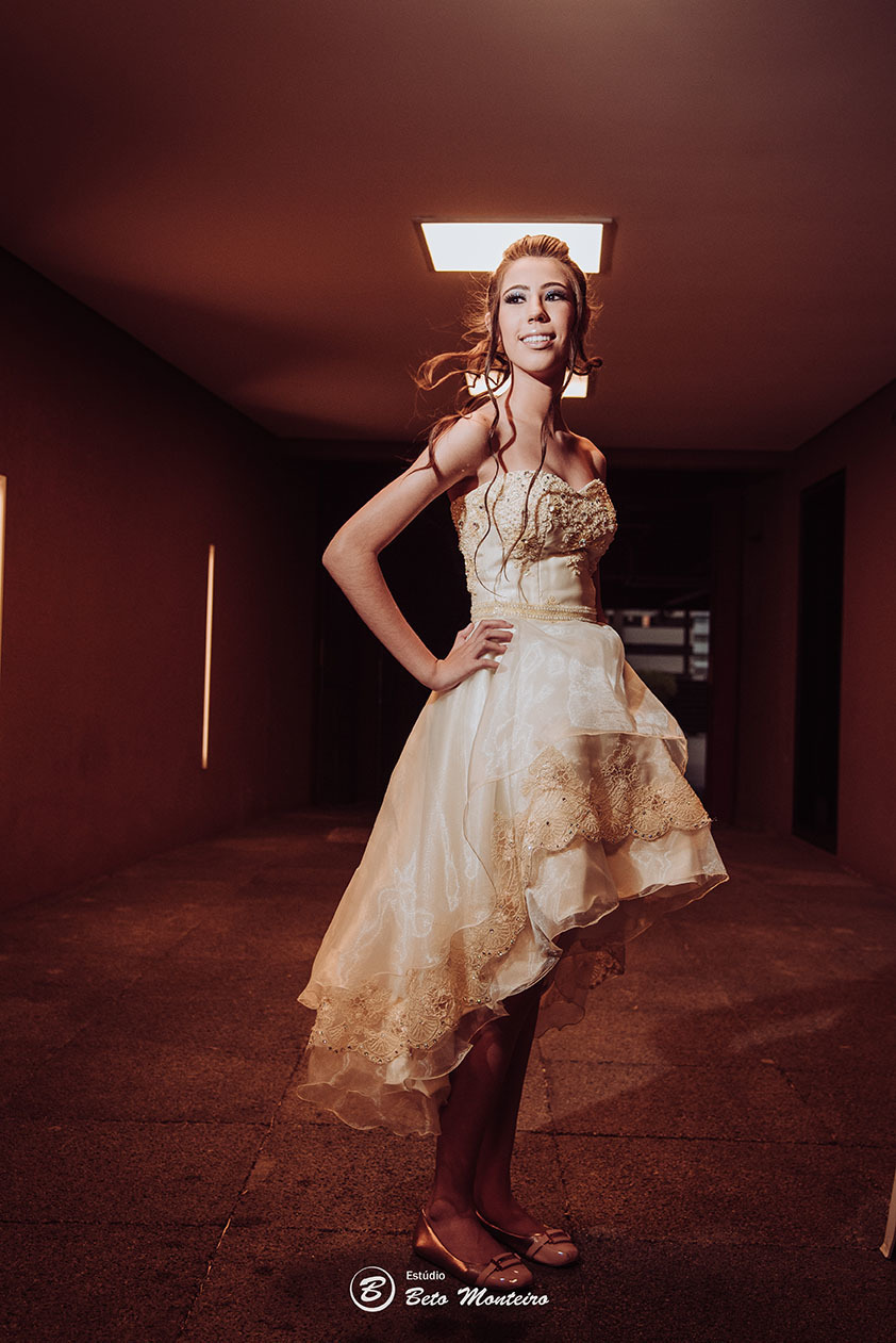 Aniversário de 15 anos - Cobertura fotografica - Cobertura de filmagem - Foto e Filmagem de 15 anos - Debutante - Estúdio Beto Monteiro - Curitiba - fotografo de 15 anos - ohana restaurante - Ananda lima makeup - pink cerimonial