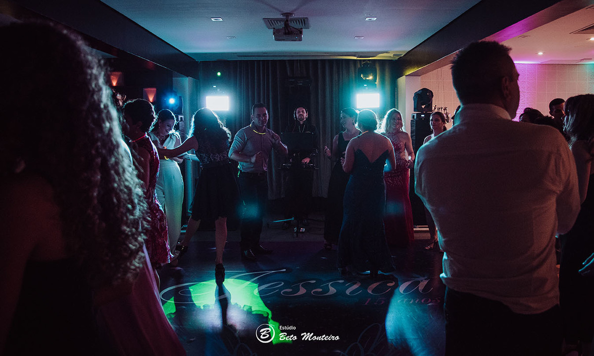 Aniversário de 15 anos - Cobertura fotografica - Cobertura de filmagem - Foto e Filmagem de 15 anos - Debutante - Estúdio Beto Monteiro - Curitiba - fotografo de 15 anos - ohana restaurante - Ananda lima makeup - pink cerimonial