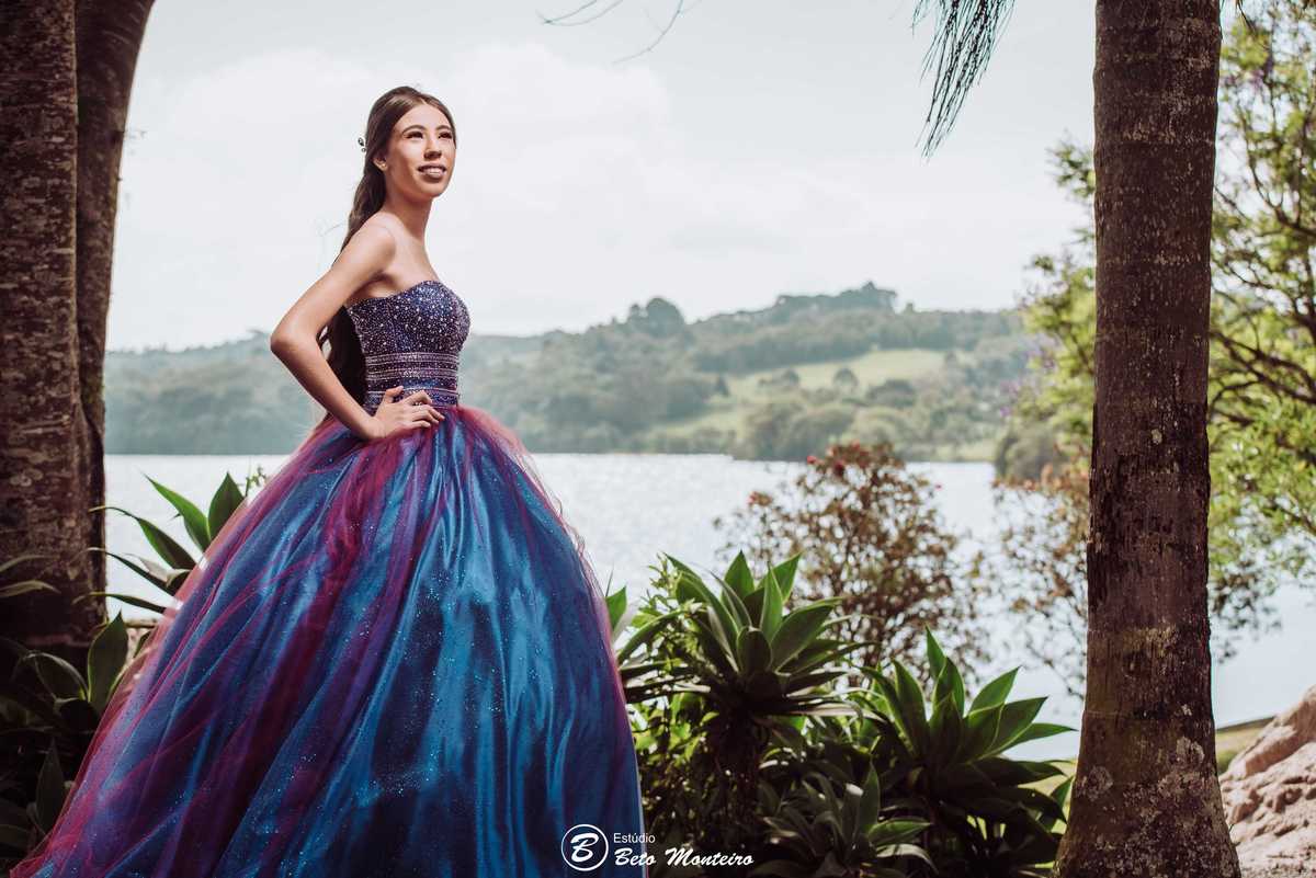 Aniversário de 15 anos - Cobertura fotografica - Cobertura de filmagem - Foto e Filmagem de 15 anos - Debutante - Estúdio Beto Monteiro - Curitiba - fotografo de 15 anos - chacara laggus - sessao de fotos - book de fotos - book de 15 anos