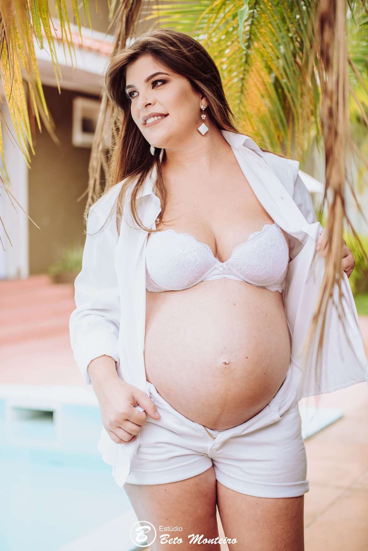Laura Monteiro e Kleber - Isabela - Book Gestante e Familia em Curitiba - Book de gestante lifestyle - Fotos ao ar livre - Grávida - Gestação - Estudio Beto Monteiro - casa donaire - lifestyle