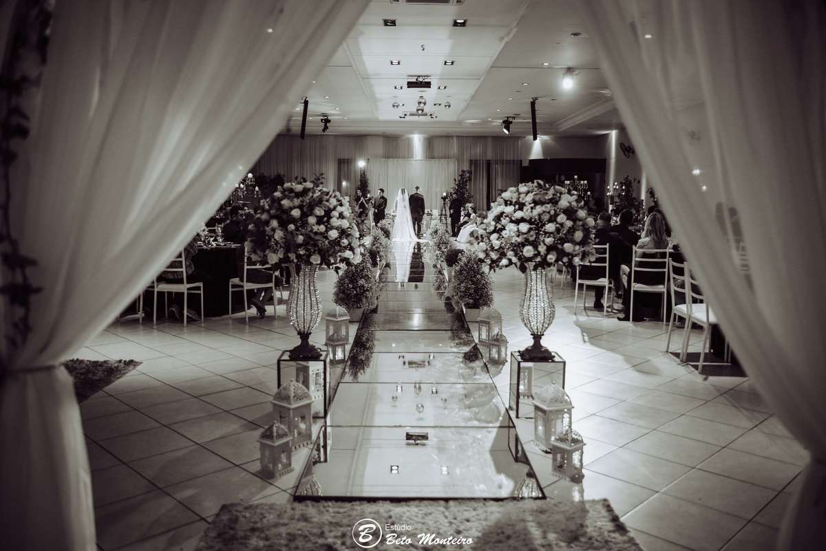 Casamento - Wedding - Pré-Casamento - Cobertura de casamento - foto e filmagem de casamento - Wedding Day - Pré-Wedding - Trash the dress - Estúdio Beto Monteiro - Curitiba - Siciliano - Isabel Cerimonialista - Priscilla e Denis - Hotel ibis