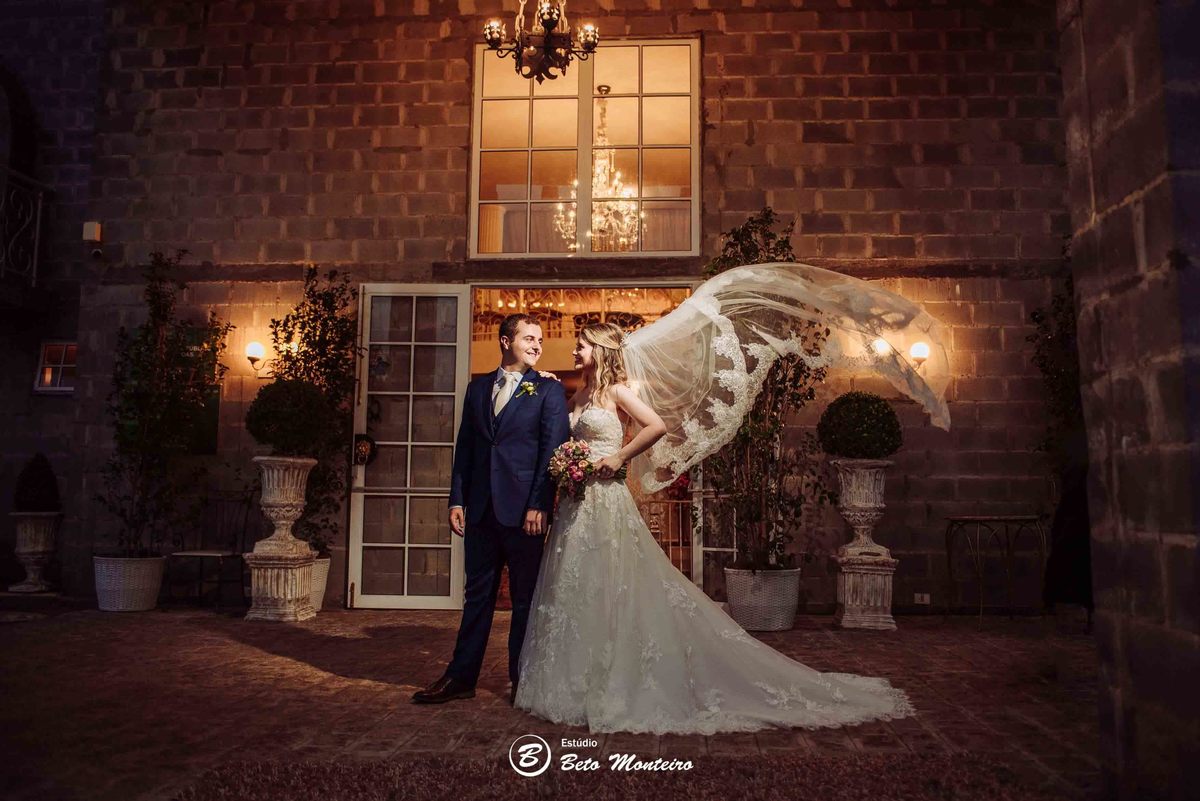 Casamento - Wedding - Pré-Casamento - Cobertura de casamento - foto e filmagem de casamento - Pré-Wedding - noiva - noivo - Estúdio Beto Monteiro - Curitiba - Castello Reale - Sol Cerimonial - Patricia e Gino - Cerimonia ao ar livre - por do sol