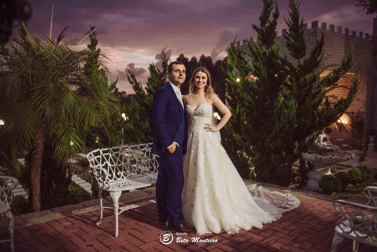 Casamento - Wedding - Pré-Casamento - Cobertura de casamento - foto e filmagem de casamento - Pré-Wedding - noiva - noivo - Estúdio Beto Monteiro - Curitiba - Castello Reale - Sol Cerimonial - Patricia e Gino - Cerimonia ao ar livre - por do sol