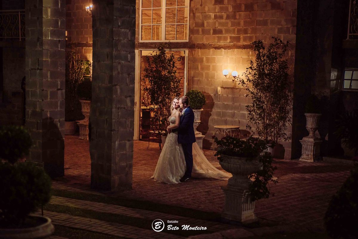 Casamento - Wedding - Pré-Casamento - Cobertura de casamento - foto e filmagem de casamento - Pré-Wedding - noiva - noivo - Estúdio Beto Monteiro - Curitiba - Castello Reale - Sol Cerimonial - Patricia e Gino - Cerimonia ao ar livre - por do sol