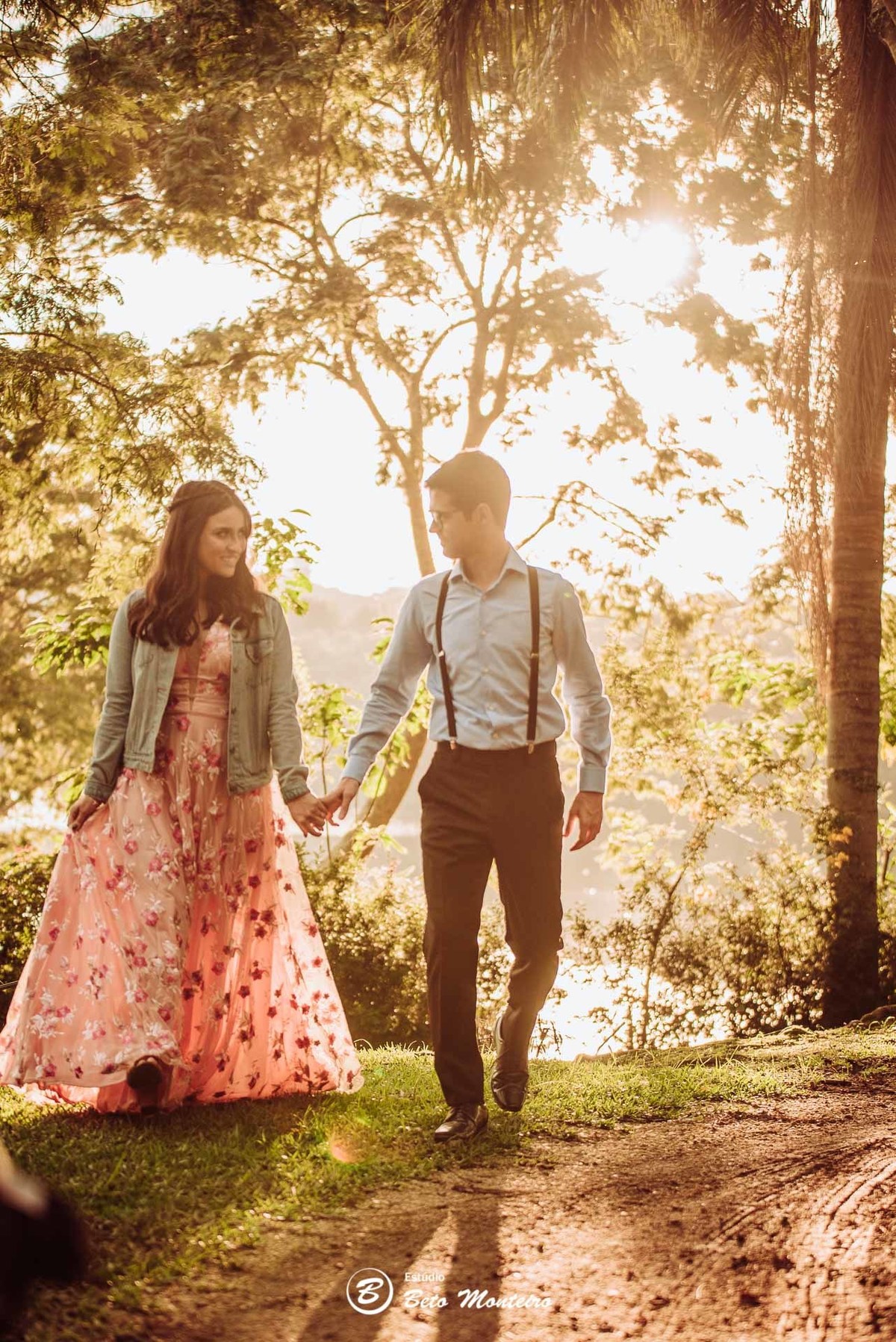 videos de casamento - filmagem - casamento - cinegrafista - videomaker - filmmaker - clipe - wedding - produtora - curitiba - estudio beto monteiro - casal - pre casamento - pre wedding - chacara laggus - thais e felipe - vestido rosa