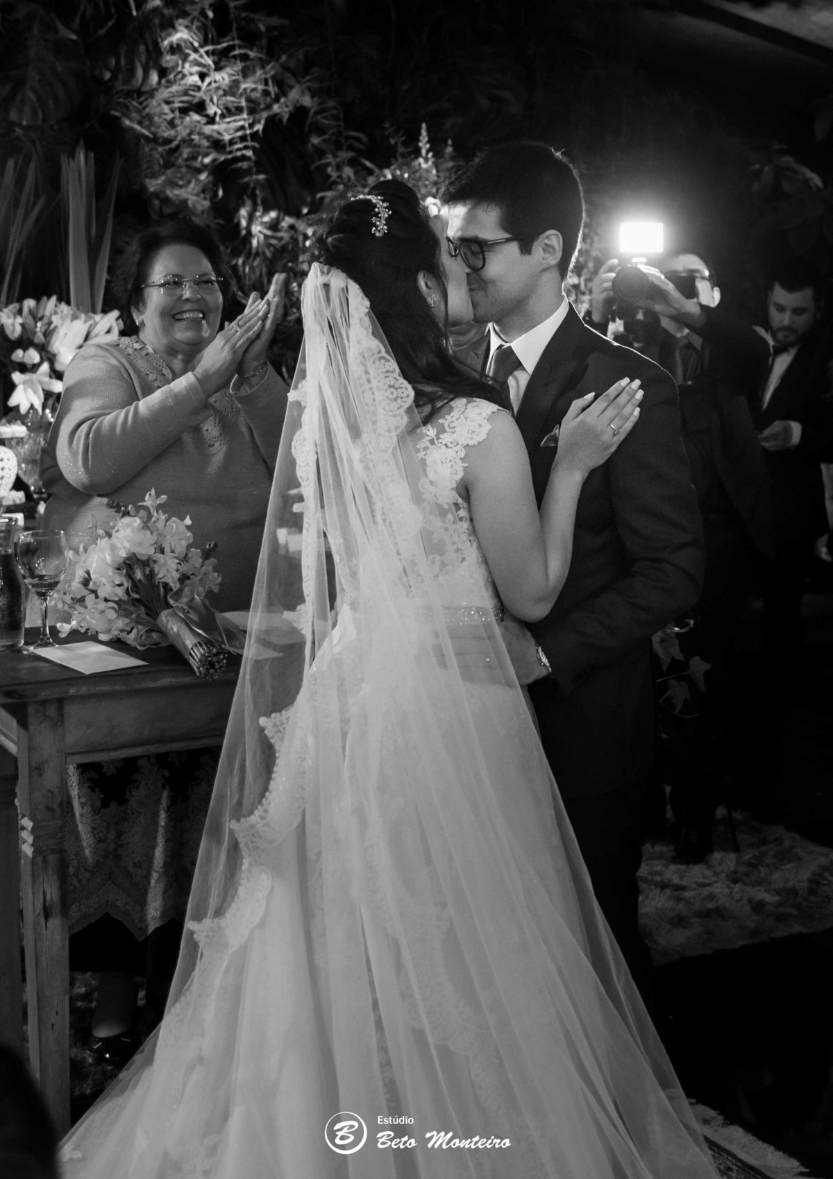 Casamento - Wedding - Pré-Casamento - fotografo de casamento - filmagem de casamento - Pré-Wedding - noiva - noivo - Estúdio Beto Monteiro - Curitiba - bistro duchamp - fabiola vanin - thais e felipe - silvia fregonese - ivo vilela - fer + gui mfgdecor