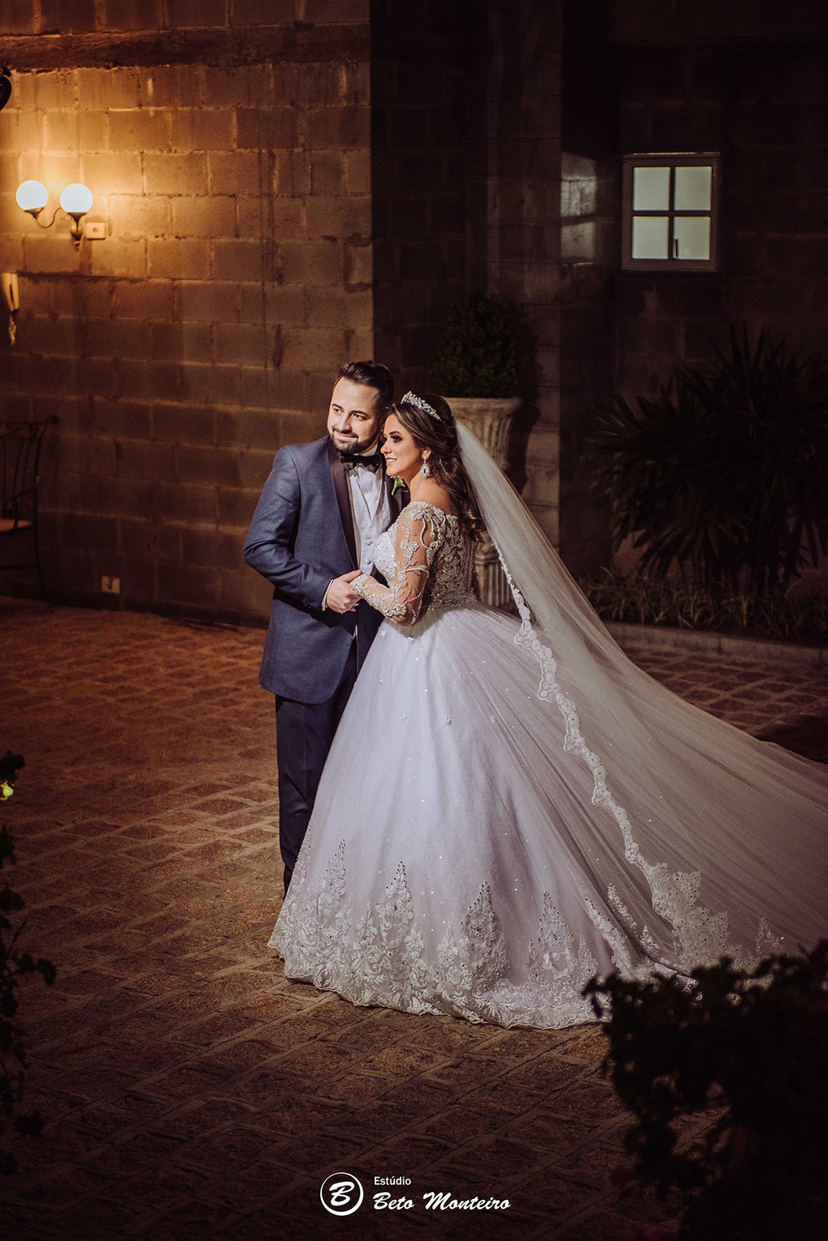 fotografo de casamento - fotografia - videos de casamento - filmagem - casamento - cinegrafista - filmmaker - wedding - produtora - curitiba - estudio beto monteiro - casal - castello reale - angela e sandro junior - sol cerimonialista
