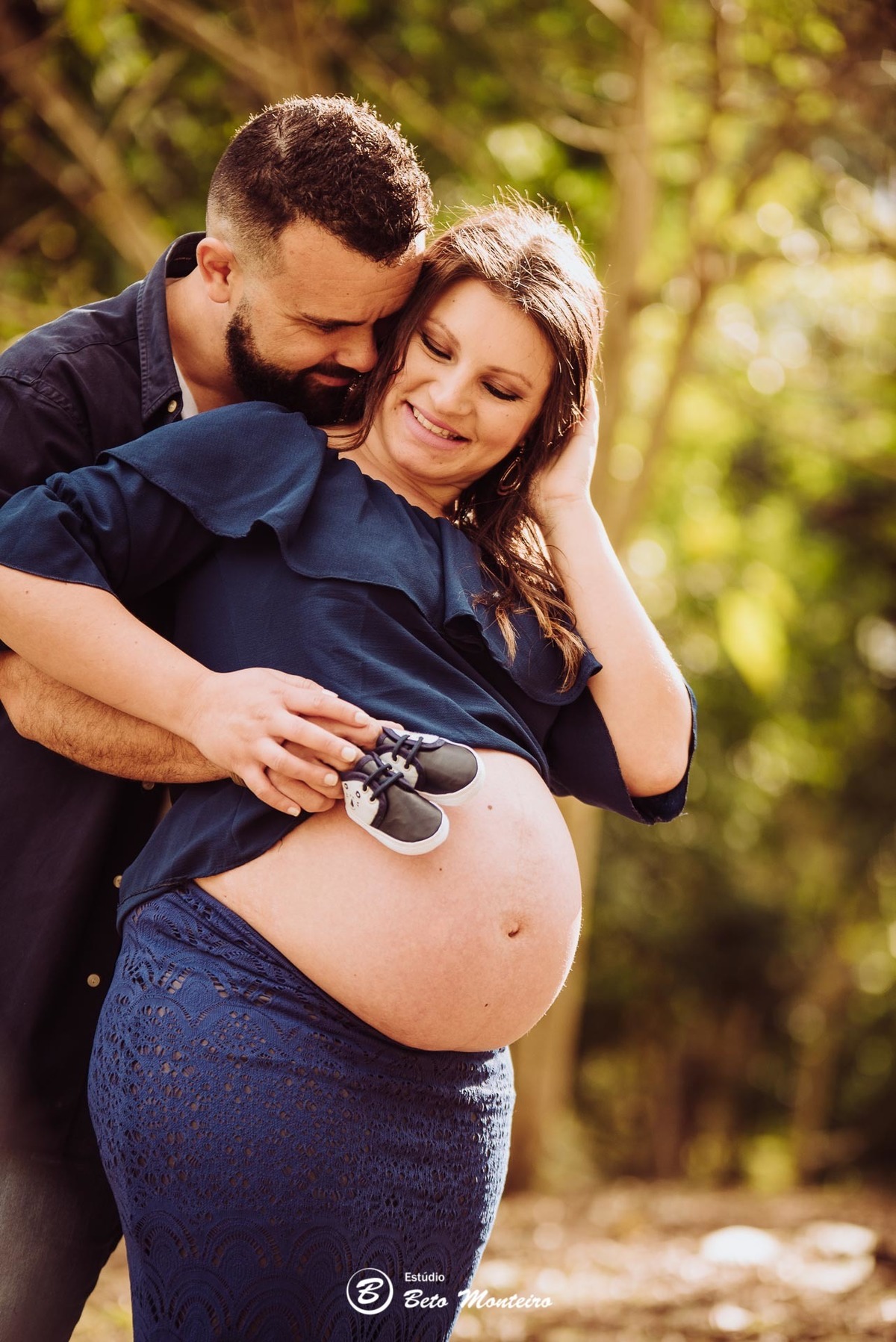 Book Gestante e Familia em Curitiba - Book de gestante lifestyle - Fotos ao ar livre - Grávida - Gestação - Estudio Beto Monteiro - jardim botanico - kamila costa - rafael e maria clara - emanuel