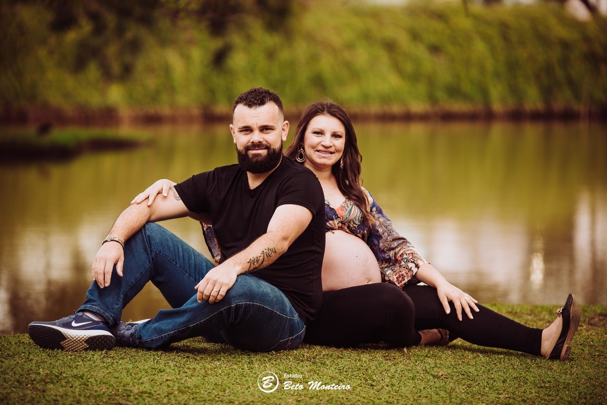 Book Gestante e Familia em Curitiba - Book de gestante lifestyle - Fotos ao ar livre - Grávida - Gestação - Estudio Beto Monteiro - jardim botanico - kamila costa - rafael e maria clara - emanuel