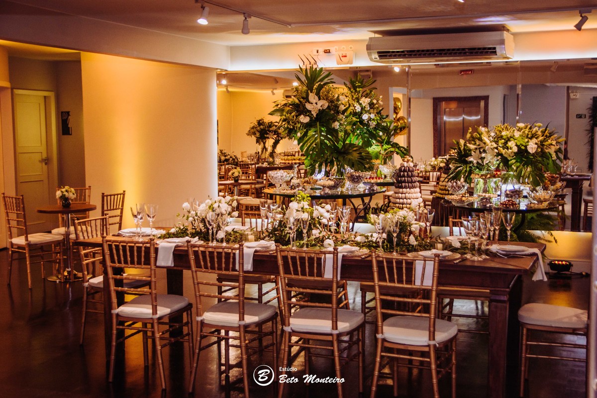 Aline e Sidarta - Bodas - de estanho - Deucher Hall - Buffet - Casamento - Wedding - Pré-Casamento - Cobertura de casamento - filmagem de casamento Curitiba - Pré-Wedding - fotógrafo de casamento Curitiba - Estúdio Beto Monteiro