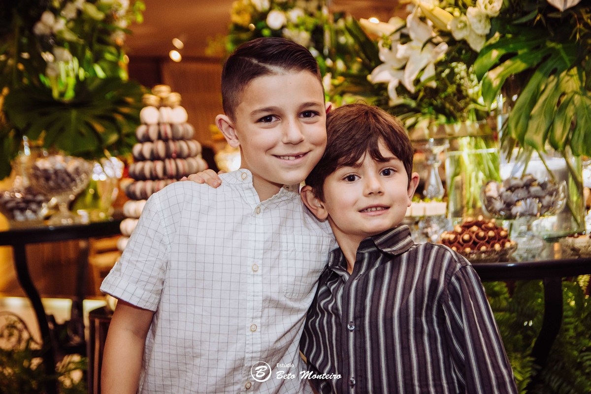 Aline e Sidarta - Bodas - de estanho - Deucher Hall - Buffet - Casamento - Wedding - Pré-Casamento - Cobertura de casamento - filmagem de casamento Curitiba - Pré-Wedding - fotógrafo de casamento Curitiba - Estúdio Beto Monteiro