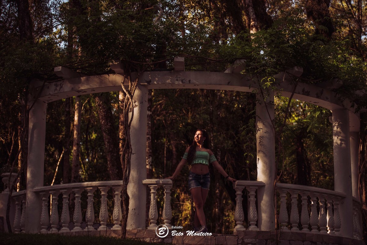 Aniversário de 15 anos - Cobertura fotografica - Cobertura de filmagem - Foto e Filmagem de 15 anos - Debutante - Estúdio Beto Monteiro - Curitiba - fotografo de 15 anos - sessao de fotos - book de fotos - book de 15 anos - fotografo - estancia ouro fino