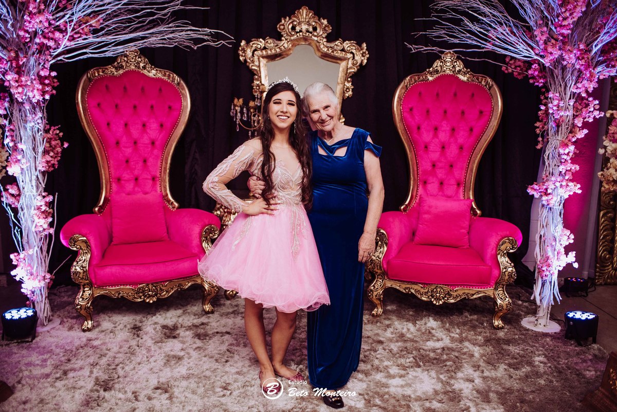 Aniversário de 15 anos - Cobertura fotografica - Cobertura de filmagem - Foto e Filmagem de 15 anos - Debutante - Estúdio Beto Monteiro - Curitiba - fotografo de 15 anos - sessao de fotos - book de fotos - book de 15 anos - fotografo - espaço copa jessyka
