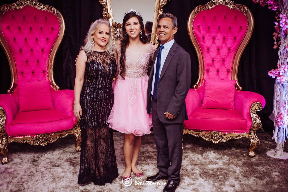 Aniversário de 15 anos - Cobertura fotografica - Cobertura de filmagem - Foto e Filmagem de 15 anos - Debutante - Estúdio Beto Monteiro - Curitiba - fotografo de 15 anos - sessao de fotos - book de fotos - book de 15 anos - fotografo - espaço copa jessyka