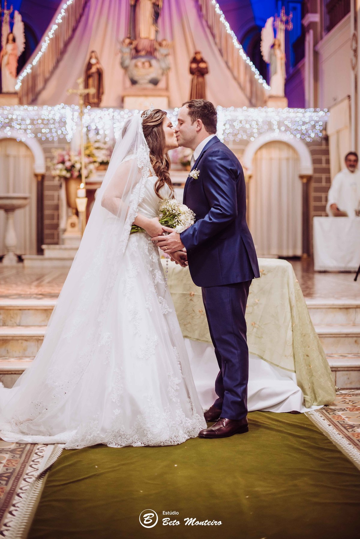 karine e luis felipe - fotografo de casamento - fotografia - videos de casamento - filmagem - casamento - cinegrafista - filmmaker - wedding - produtora - curitiba - estudio beto monteiro - casal - coco bambu - capuchinhos - fontaine salon
