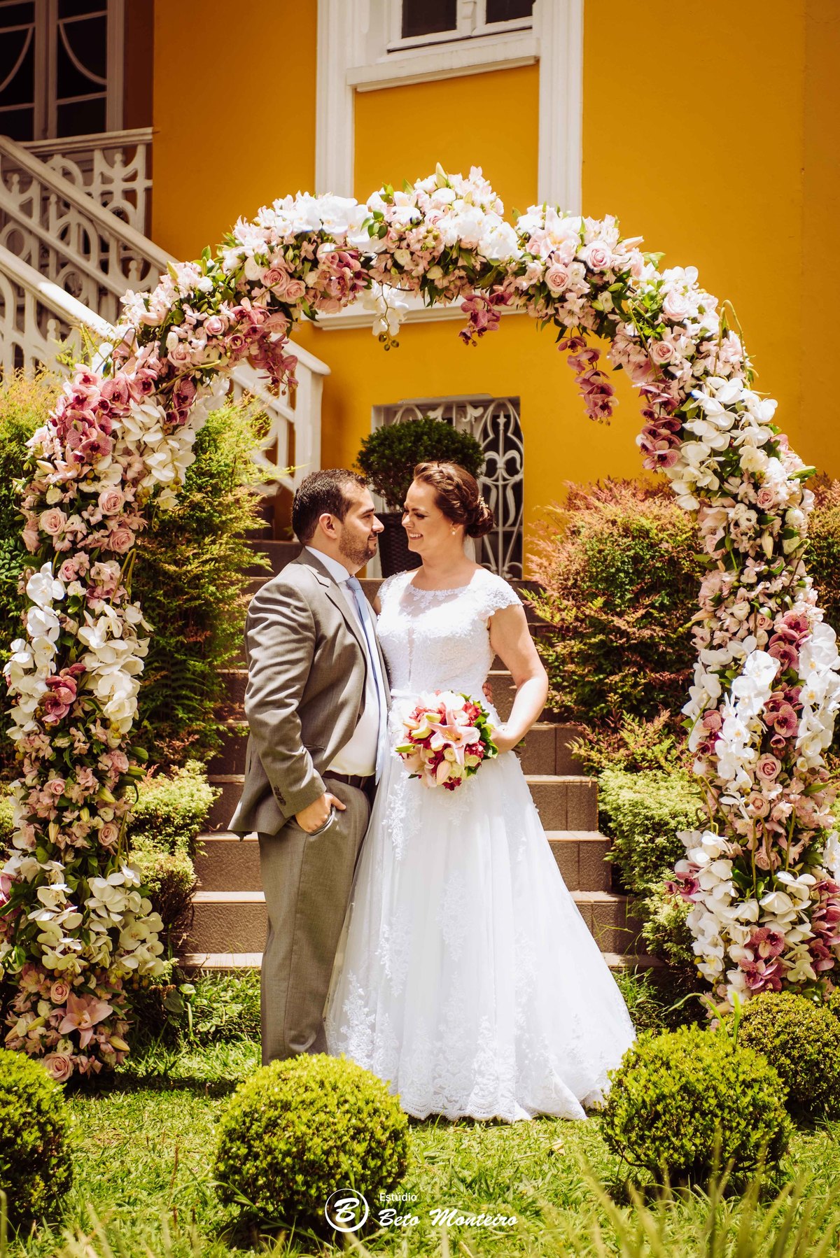 fotografo de casamento - fotografia - videos de casamento - filmagem - casamento - cinegrafista - filmmaker - wedding - produtora - curitiba - estudio beto monteiro - casal - nathaly e celso - dom parma - salão marly -