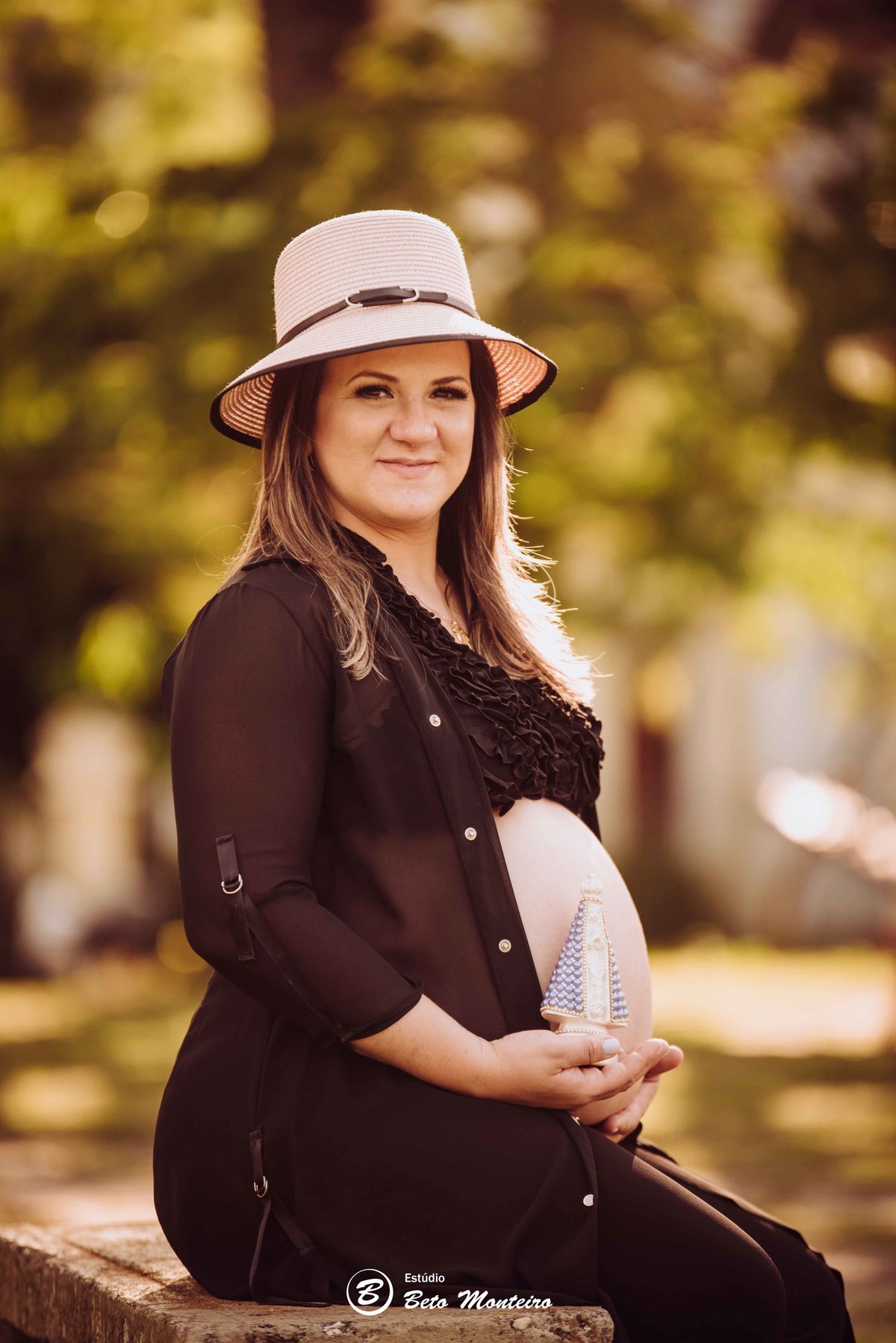 Book Gestante e Familia em Curitiba - Book de gestante lifestyle - Fotos ao ar livre - Grávida - Gestação - Estudio Beto Monteiro - life style - Michelle Miotto - Família - Cachorro