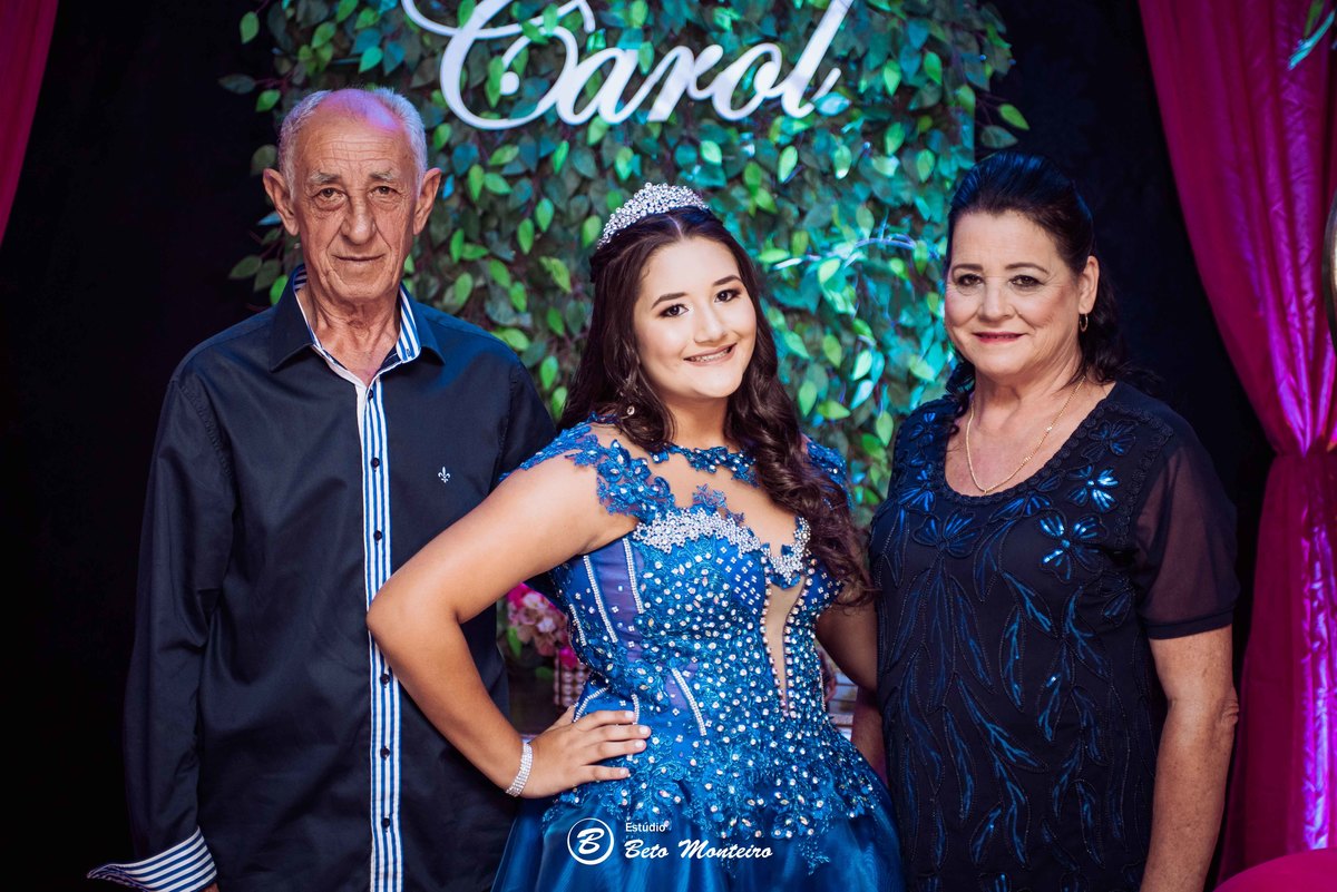 Aniversário de 15 anos - Cobertura fotografica - Cobertura de filmagem - Foto e Filmagem de 15 anos - Debutante - Estúdio Beto Monteiro - Curitiba - fotografo de 15 anos - sessao de fotos - book de fotos - book de 15 anos - fotografo - anah - carol corre