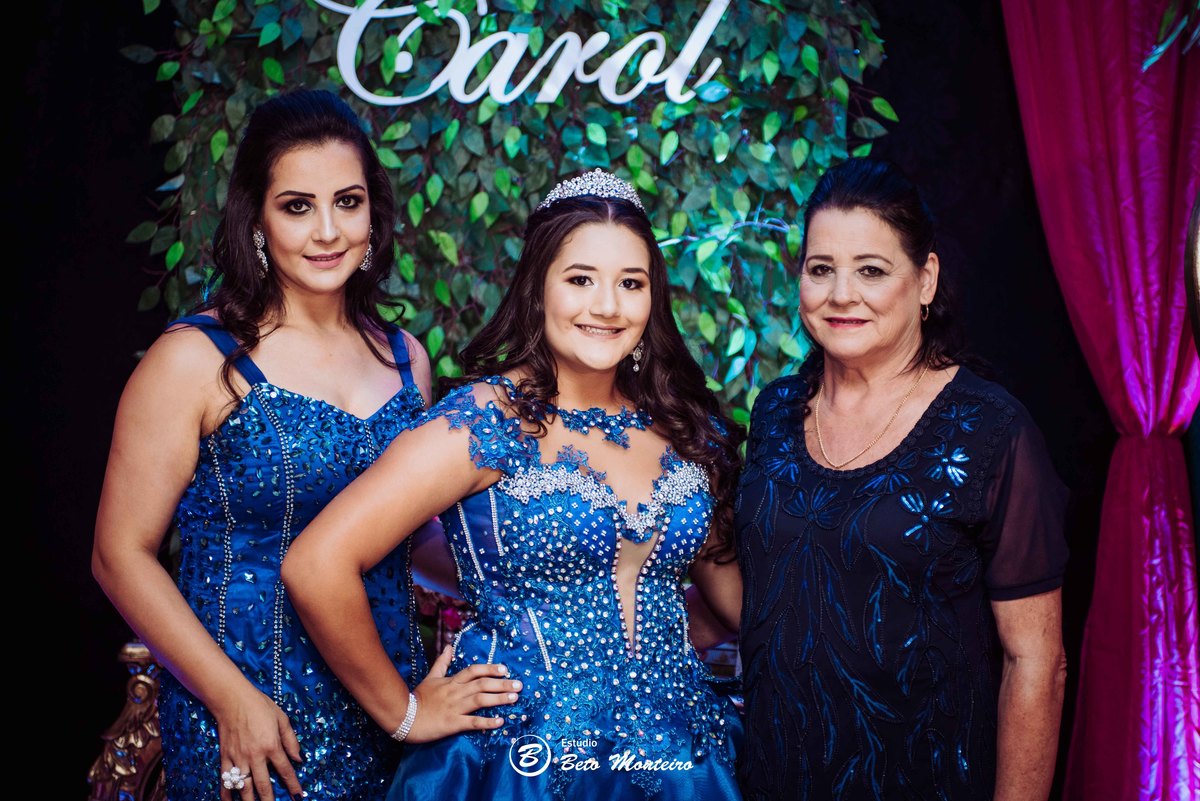 Aniversário de 15 anos - Cobertura fotografica - Cobertura de filmagem - Foto e Filmagem de 15 anos - Debutante - Estúdio Beto Monteiro - Curitiba - fotografo de 15 anos - sessao de fotos - book de fotos - book de 15 anos - fotografo - anah - carol corre
