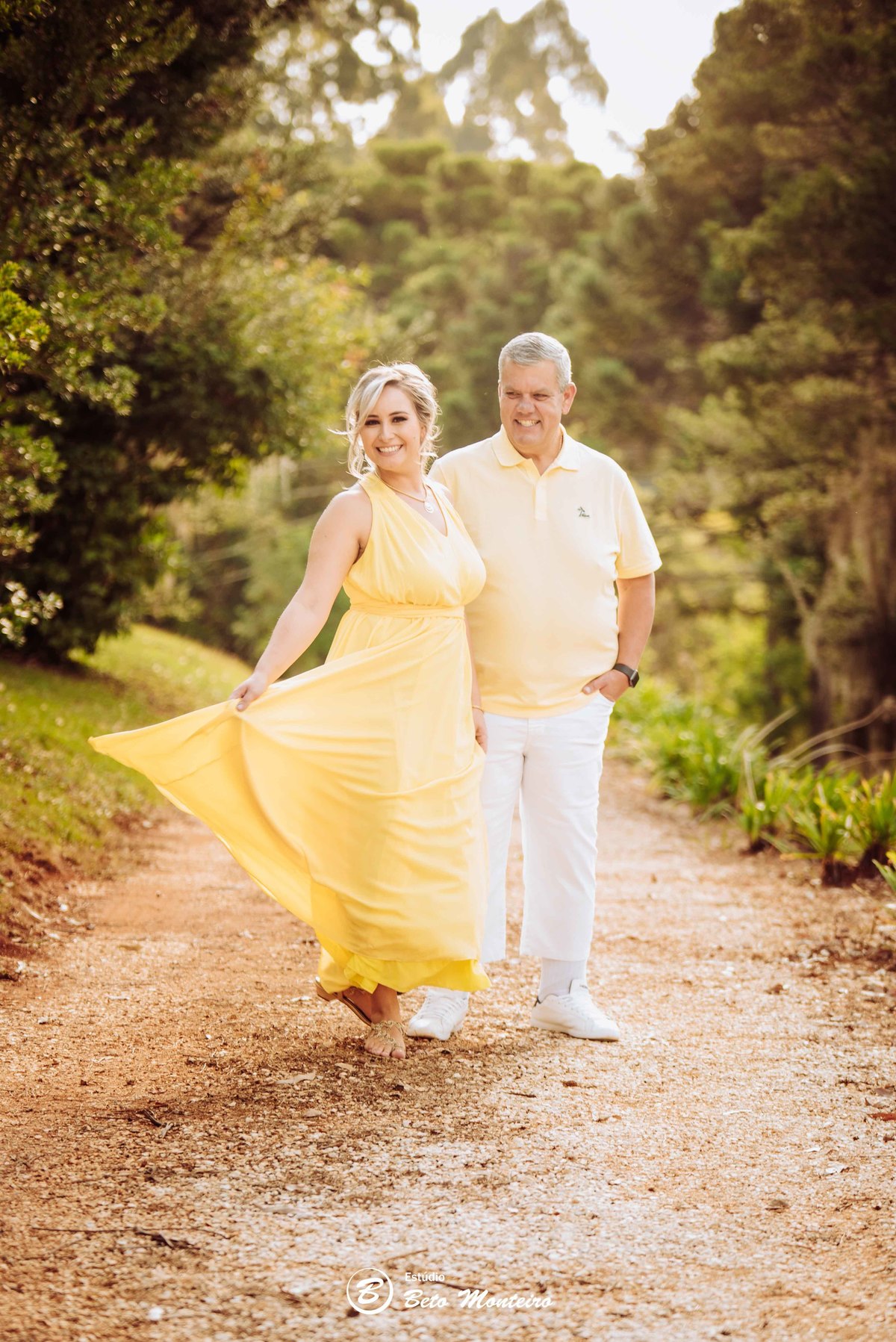fotografo de casamento - fotografia - videos de casamento - filmagem - casamento - cinegrafista - filmmaker - wedding - produtora - curitiba - estudio beto monteiro - casal - djnifer e julio - pre wedding - chacara belvedere - vestido amarelo