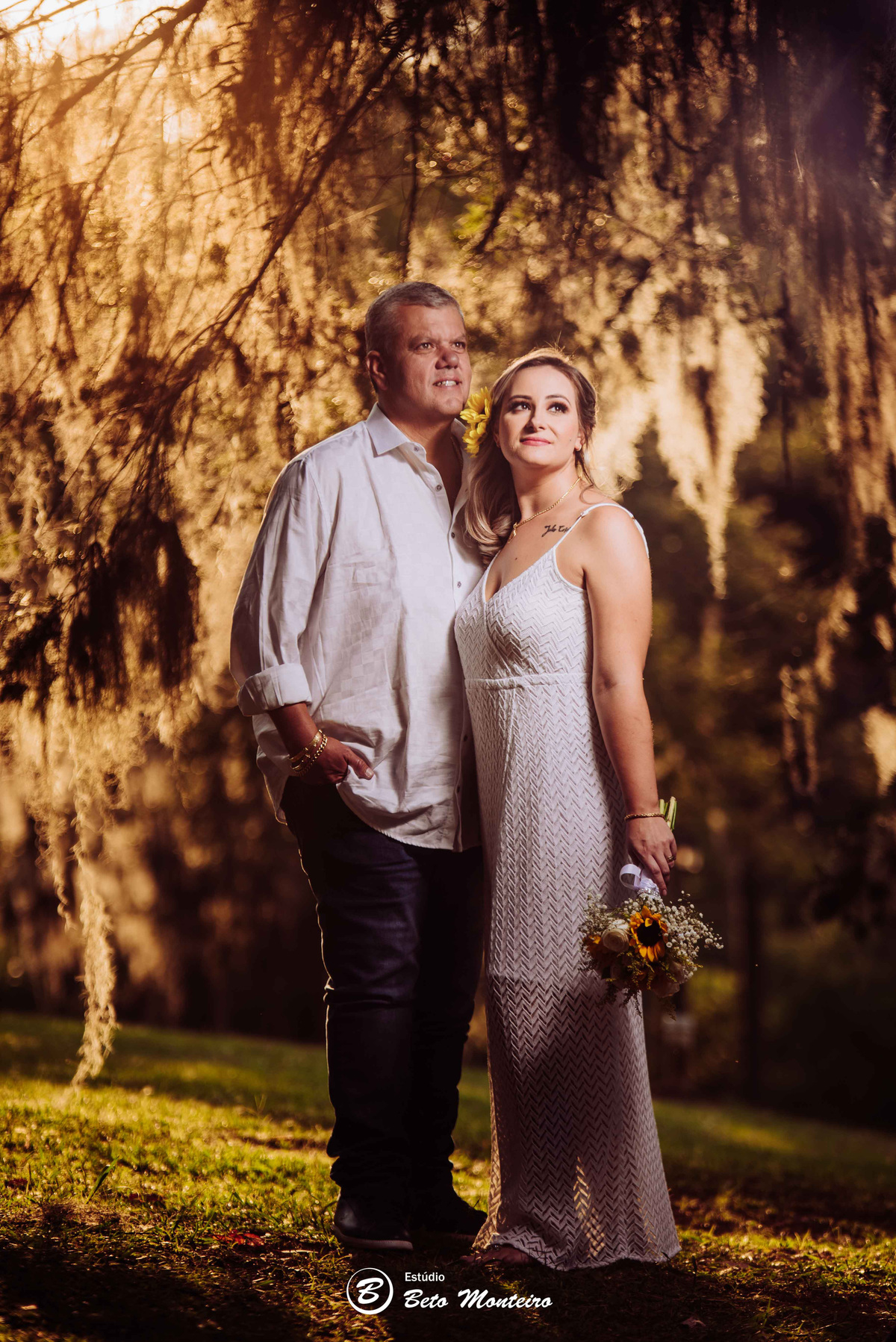 fotografo de casamento - fotografia - videos de casamento - filmagem - casamento - cinegrafista - filmmaker - wedding - produtora - curitiba - estudio beto monteiro - casal - djnifer e julio - pre wedding - chacara belvedere - vestido branco