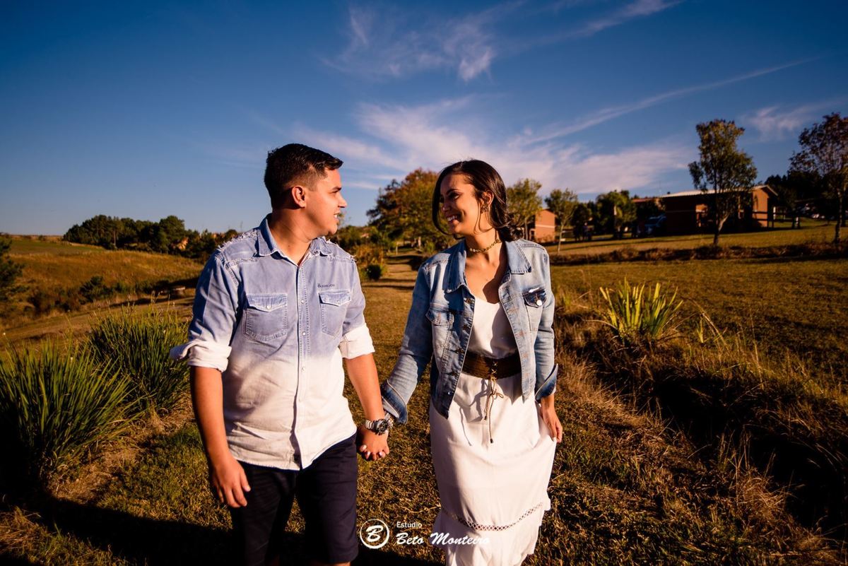 fotografo de casamento - videos de casamento - filmagem - casamento - cinegrafista - filmmaker - wedding - produtora - curitiba - estudio beto monteiro - casal - pre wedding - jady e daniel - cachoeira do alemao - balsa nova - trem - por do sol - sao luiz