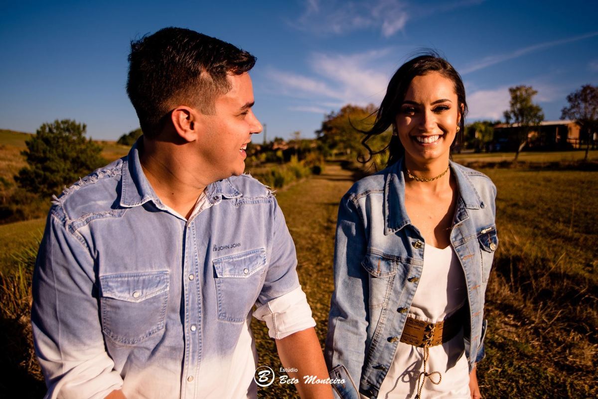 fotografo de casamento - videos de casamento - filmagem - casamento - cinegrafista - filmmaker - wedding - produtora - curitiba - estudio beto monteiro - casal - pre wedding - jady e daniel - cachoeira do alemao - balsa nova - trem - por do sol - sao luiz
