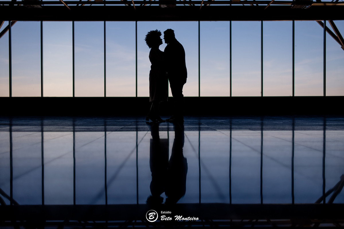 fotografo de casamento - videos de casamento - filmagem - casamento - cinegrafista - filmmaker - wedding - produtora - curitiba - estudio beto monteiro - casal - pre wedding - andressa e vicente - aeroporto - recanto maranatha