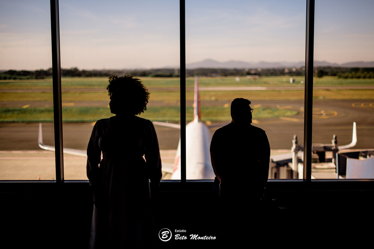 fotografo de casamento - videos de casamento - filmagem - casamento - cinegrafista - filmmaker - wedding - produtora - curitiba - estudio beto monteiro - casal - pre wedding - andressa e vicente - aeroporto - recanto maranatha