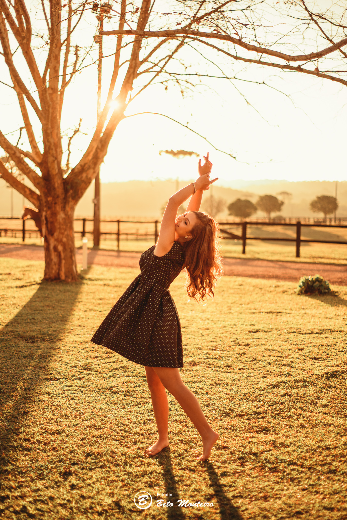 Aniversário de 15 anos - Foto e Filmagem de 15 anos - Debutante - Estúdio Beto Monteiro - Curitiba - fotografo de 15 anos - sessao de fotos - book de fotos - book de 15 anos - fotografo - nicole sendas - paola - jocelio - familia - cabanha matoski - haras